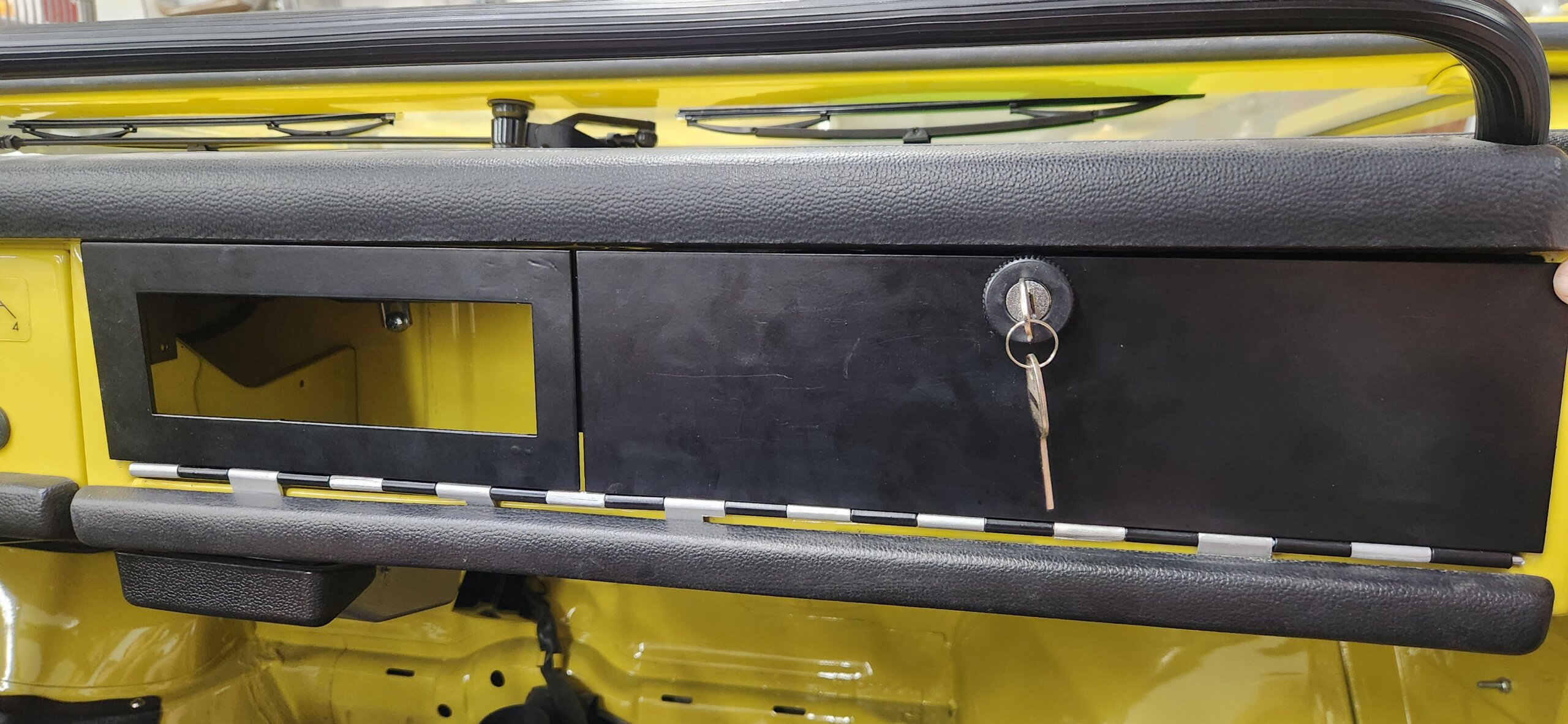 Glove Box Door – Radio – Single Din  for VW Thing