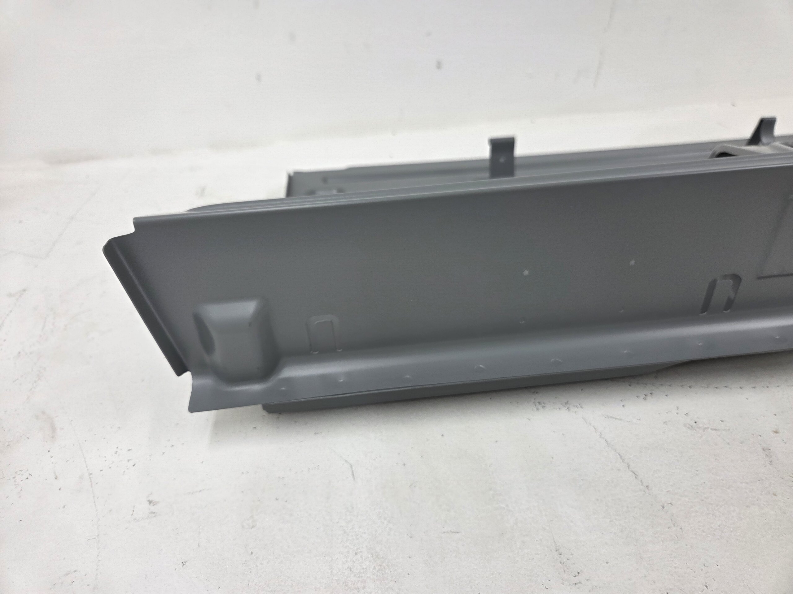 Front Apron with Upper Latch Panel – Complete Front Apron with Upper Latch Panel - Complete - Image 13