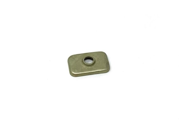 Plate, Mounting Body To Front Axle