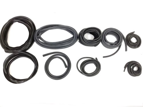 BODY MOLDING KIT